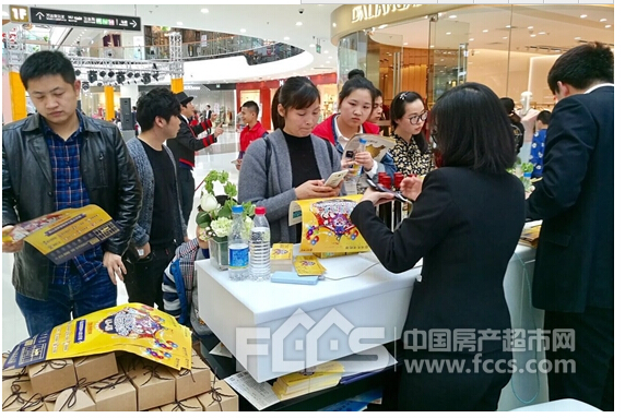 恒大·悅瓏灣萬達展廳火熱開放！(圖4)